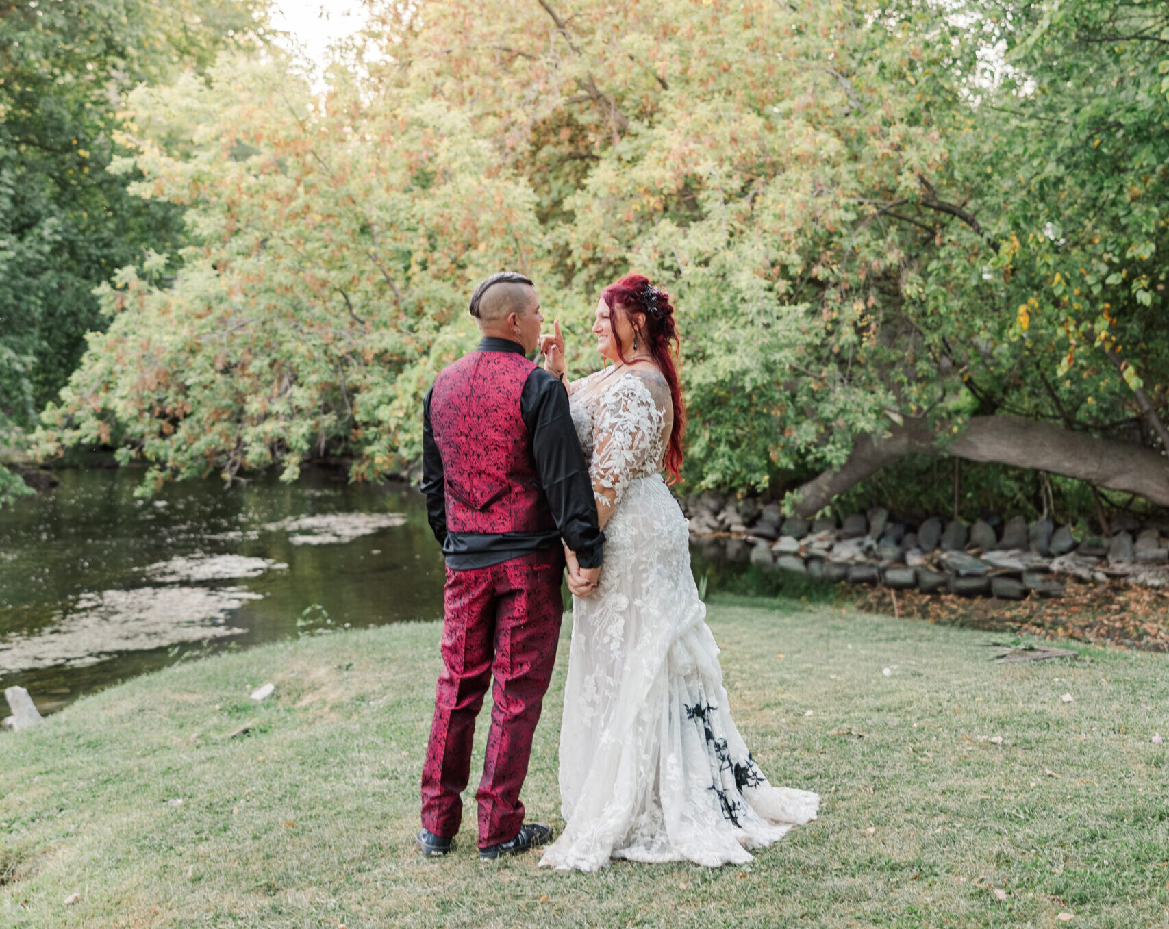 Michigan Wedding Photographer - Linden Michigan - Mill Pond Gazebo