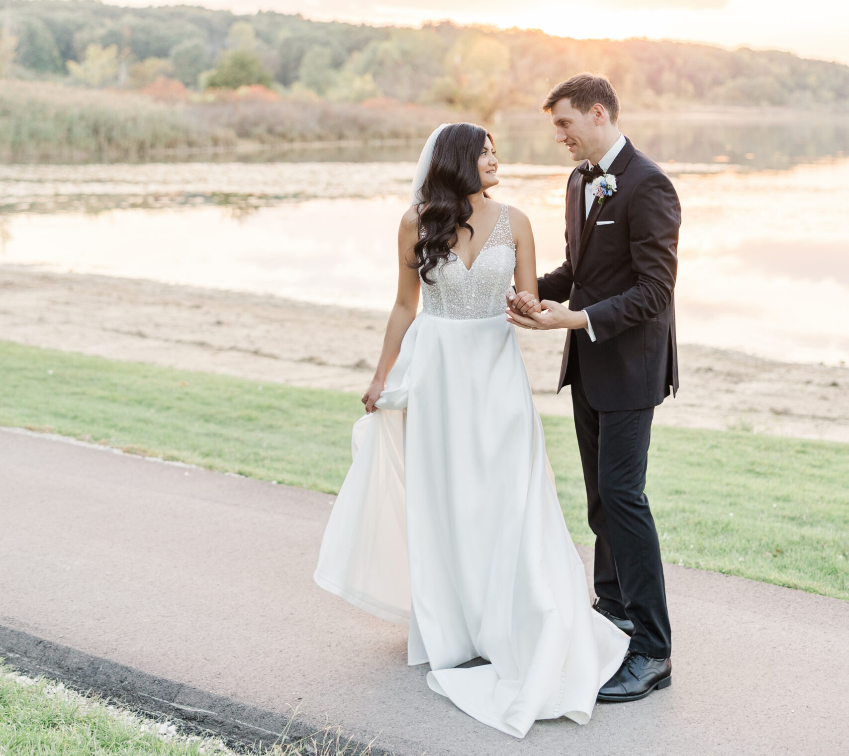 Michigan Wedding Photographer - harper photography - livingston county - waldenwoods